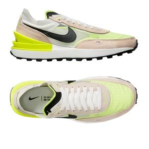 NWT NIKE WAFFLE ONE WOMEN